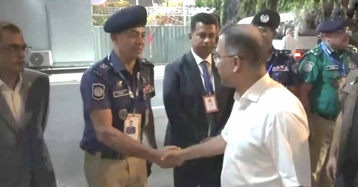 কী খবর মাসুদ, ভালো?: চট্টগ্রামের এসপিকে প্রধানমন্ত্রী