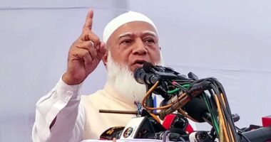 সাজেককে কেন্দ্র করে কী হচ্ছে? ভুয়া গোয়েন্দা তথ্যের পেছনে না দৌঁড়ে সঠিক গোয়েন্দা তথ্যের ভিত্তিতে সঠিক পদক্ষেপ গ্রহণ করুন: জামায়াত আমির