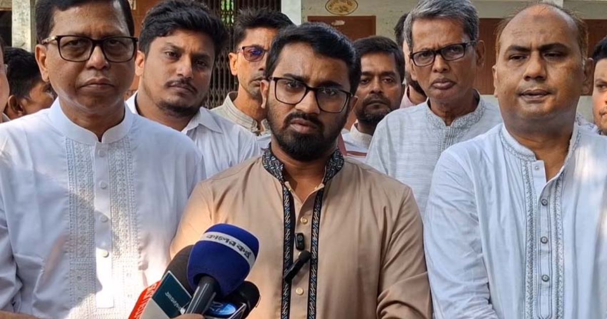 প্রধানমন্ত্রীকে স্নাইপার দিয়ে হত্যার হুমকি-সংবলিত ফেসবুক পোস্টের পেছনে বিরোধী দলের ইন্ধন রয়েছে: রাশেদ খাঁন