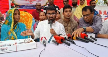 মিশনের মায়ের হাতে নিয়োগপত্র তুলে দিলেন রাশেদ খাঁন