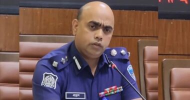 দুর্গাপূজায় ‘মদ খেয়ে নাচানাচি’ করলে ঘাড়ে ধরে নিয়ে যাওয়া হবে: ফেনীর পুলিশ সুপার